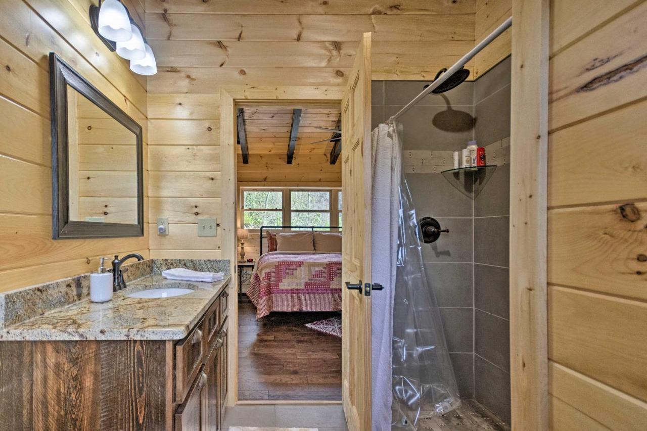 Hilltop Cabin On 5 Acres With Hot Tub And Waterfall! Bryson City Exterior foto