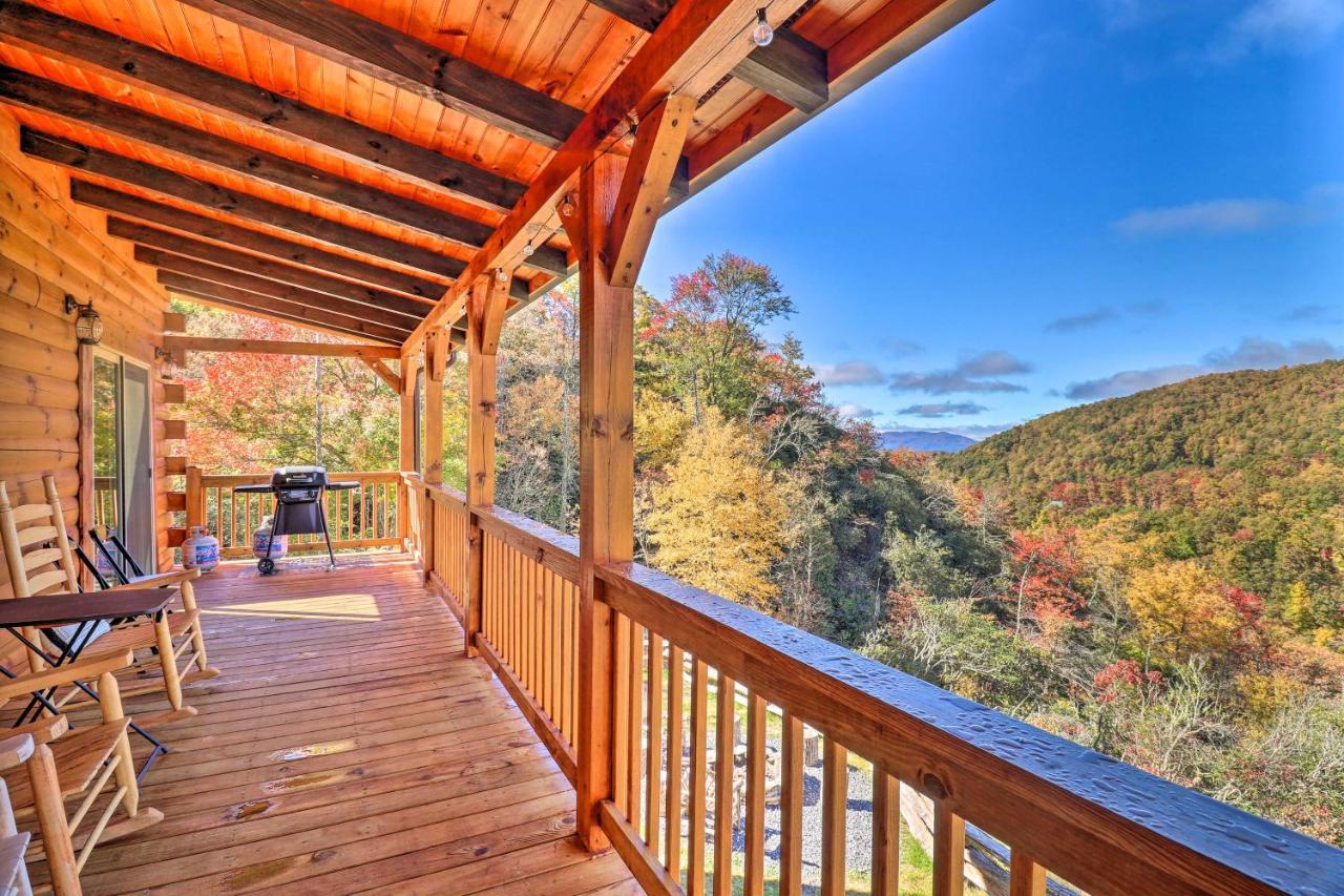 Hilltop Cabin On 5 Acres With Hot Tub And Waterfall! Bryson City Exterior foto